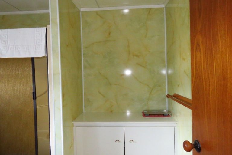 Photo of property in 125b Queen Street, Westport, 7825