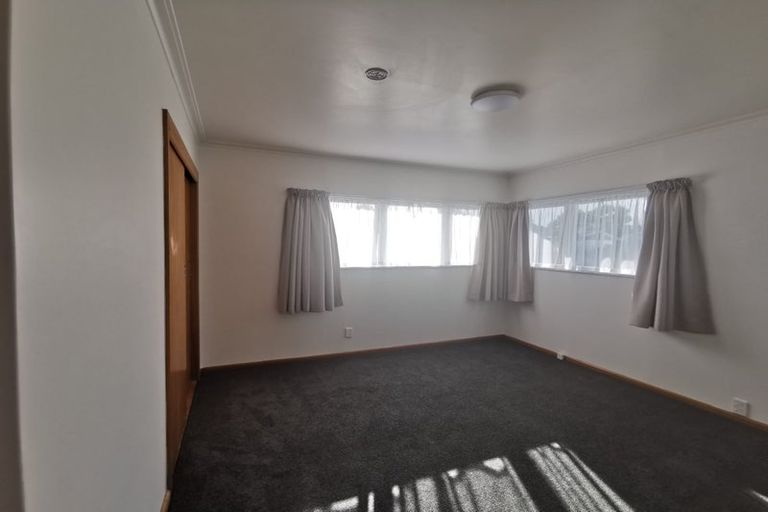 Photo of property in 71 Makora Road, Masterton, 5810