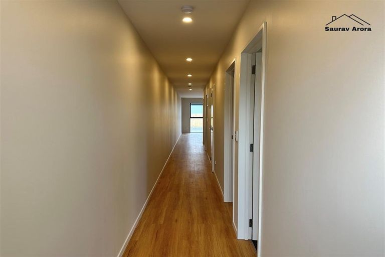 Photo of property in 14 Rorotu Avenue, Karaka, 2113