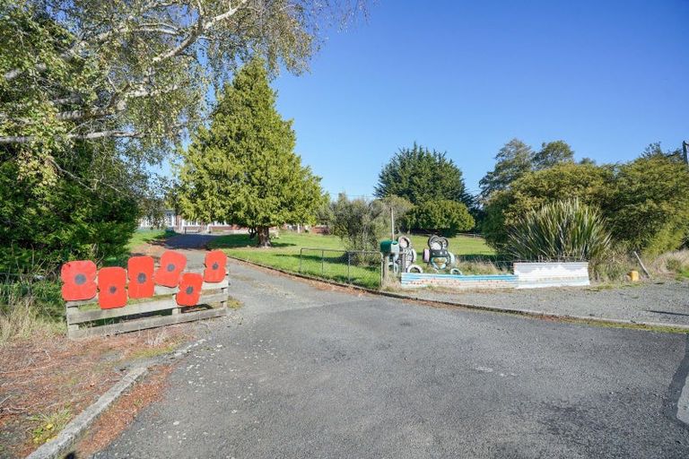 Photo of property in 63 Hastings Street, Ohai, 9635