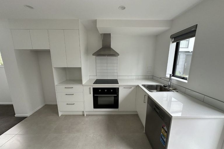 Photo of property in 50 Raupeti Lane, Henderson, 0612