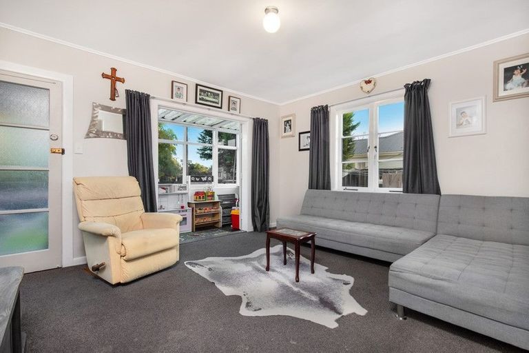 Photo of property in 1/72 Gloucester Road, Manurewa, Auckland, 2102