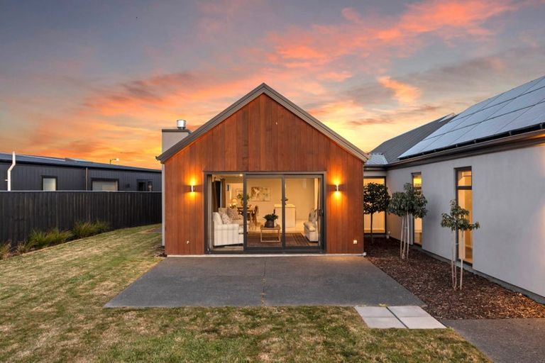 Photo of property in 16 Eleanor Lane, Casebrook, Christchurch, 8051