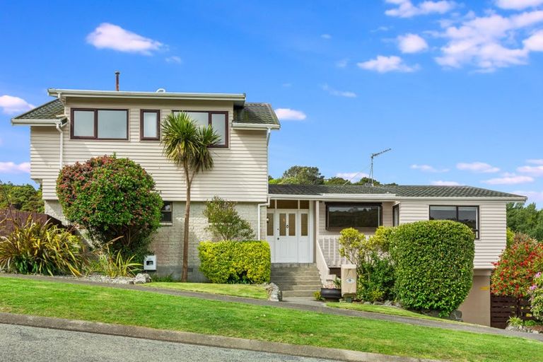 Photo of property in 19 The Companionway, Whitby, Porirua, 5024