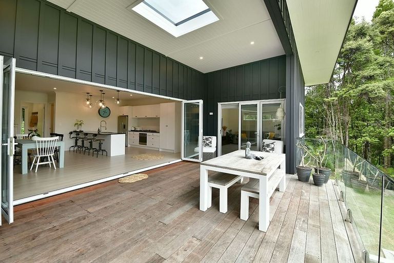 Photo of property in 100 Durey Road, Dairy Flat, Albany, 0792