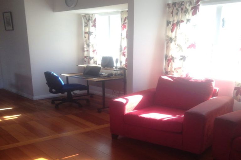 Photo of property in 179 Onepu Road, Lyall Bay, Wellington, 6022