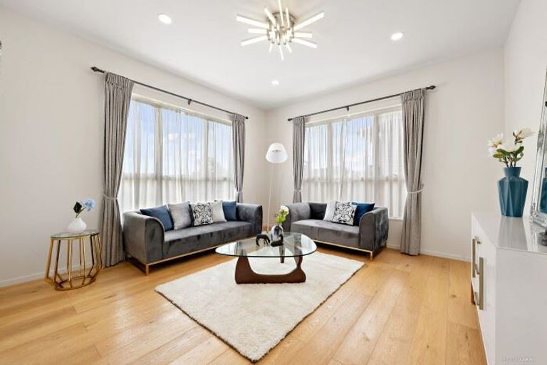 Photo of property in 34 Lisnoble Road, Flat Bush, Auckland, 2019