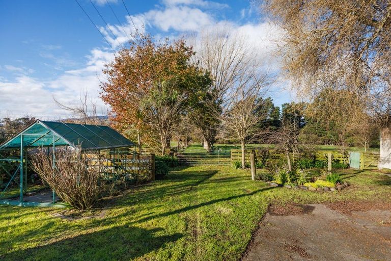 Photo of property in 376 Pohangina Road, Ashhurst, 4884