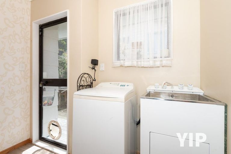 Photo of property in 14 Tortola Crescent, Grenada Village, Wellington, 6037