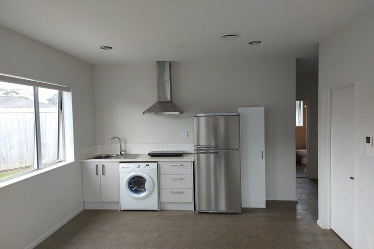 Photo of property in 503a Great South Road, Rosehill, Papakura, 2113