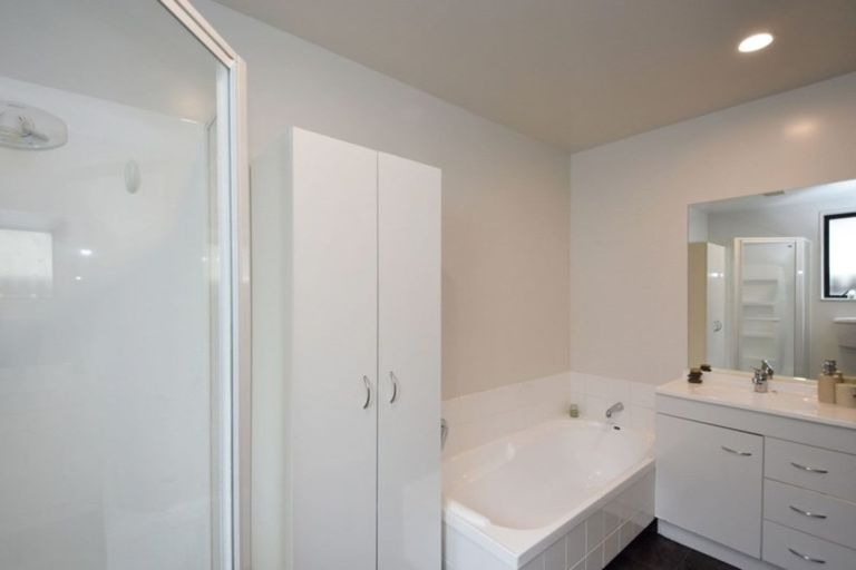 Photo of property in 3d Woodhouse Street, Appleby, Invercargill, 9812