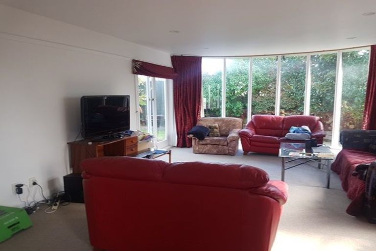 Photo of property in 385 College Street, Hokowhitu, Palmerston North, 4410