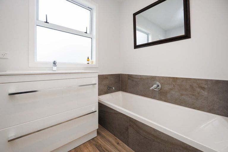 Photo of property in 88a Brightwater Terrace, Terrace End, Palmerston North, 4410