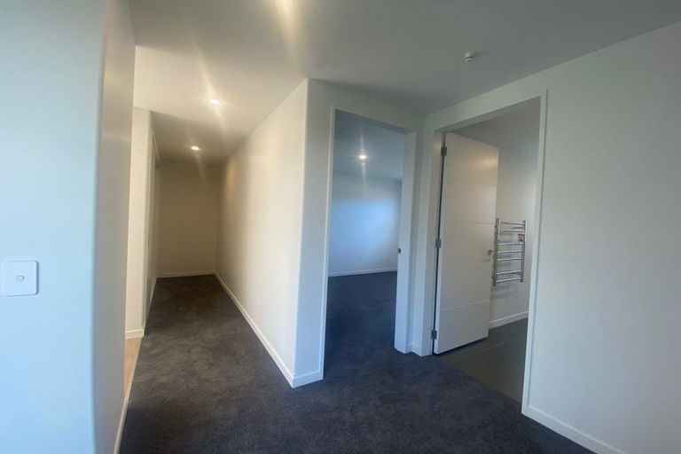 Photo of property in 19 Kaiwaru Place, Waikanae, 5036