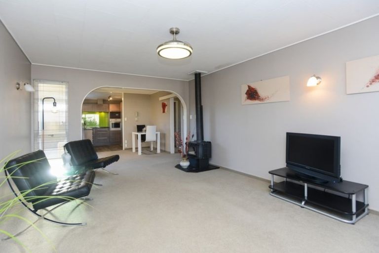 Photo of property in 302f3 Sylvan Road, Parkvale, Hastings, 4122