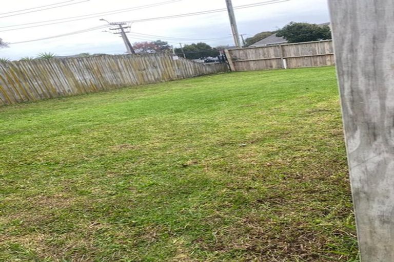 Photo of property in 70 Cambridge Terrace, Papatoetoe, Auckland, 2025