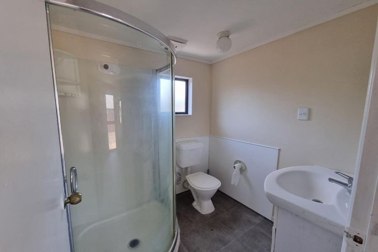 Photo of property in 10 Orakau Road, Mangere East, Auckland, 2024