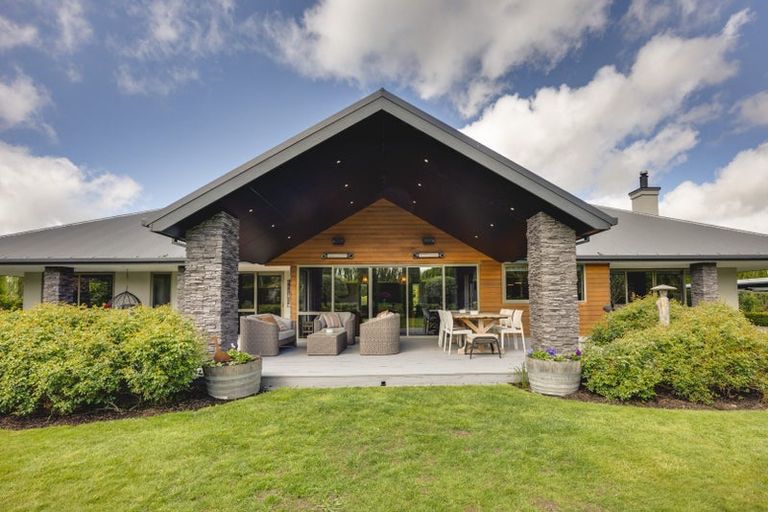 Photo of property in 430 Springs Road, Prebbleton, 7676