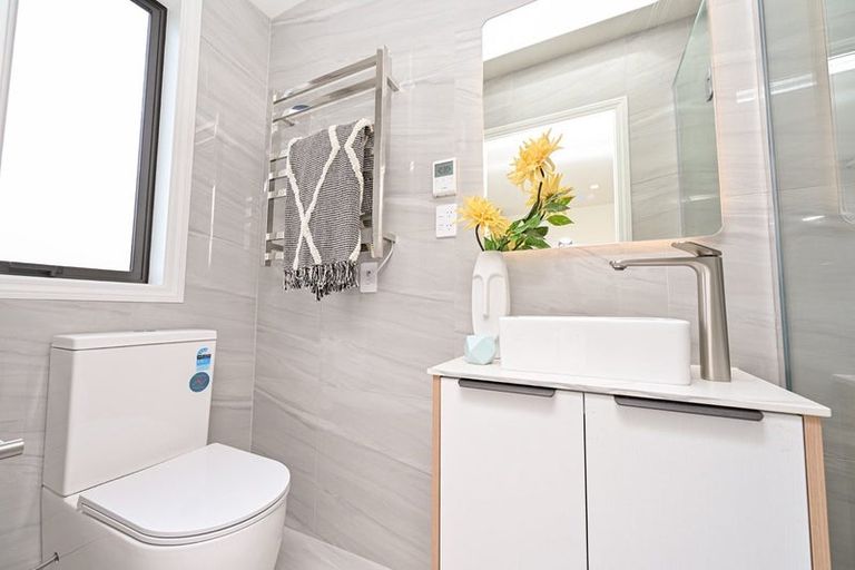 Photo of property in 89b Whitford Road, Botany Downs, Auckland, 2014