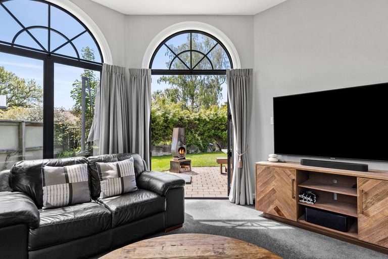 Photo of property in Meadowstone Drive, Wanaka, 9305