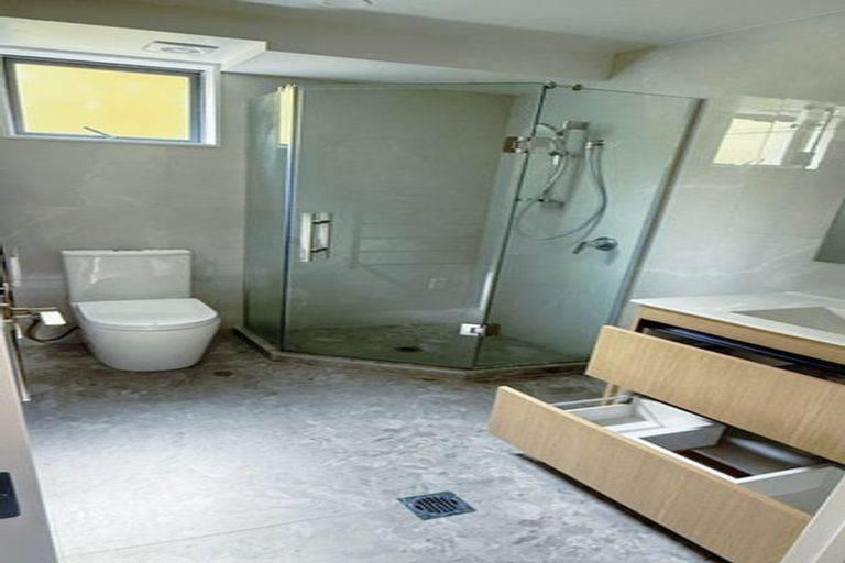 Photo of property in 309 Don Buck Road, Massey, Auckland, 0614