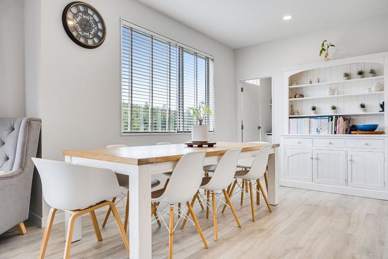 Photo of property in 67 Pacific Heights Road, Orewa, 0931
