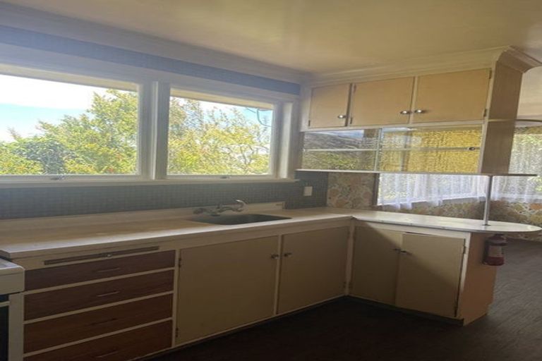Photo of property in 98 Wharf Road, Te Atatu Peninsula, Auckland, 0610