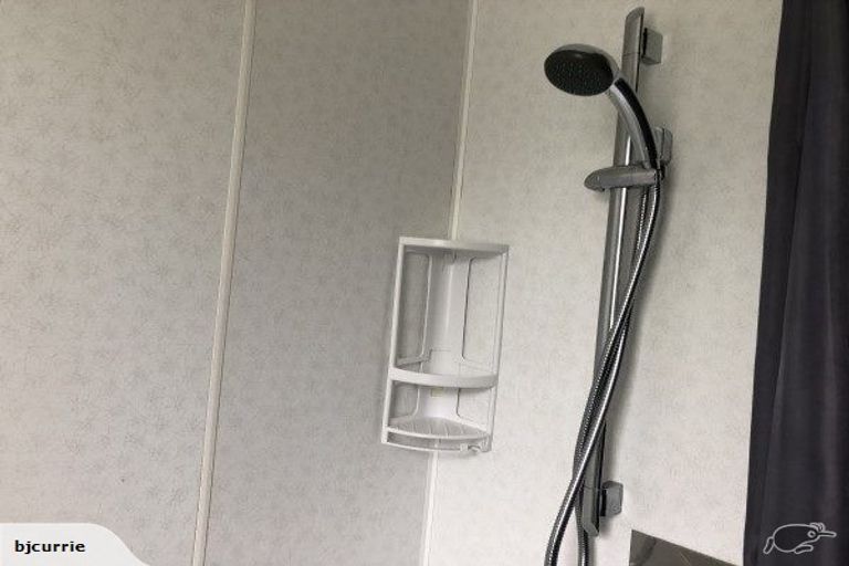 Photo of property in 6 Rochester Street, Awapuni, Palmerston North, 4412