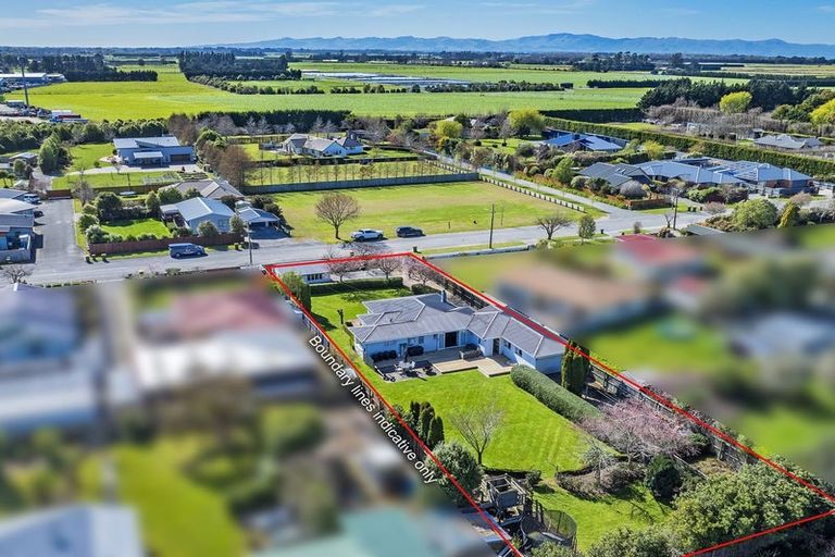 Photo of property in 35 Leeston And Lake Road, Leeston, 7632