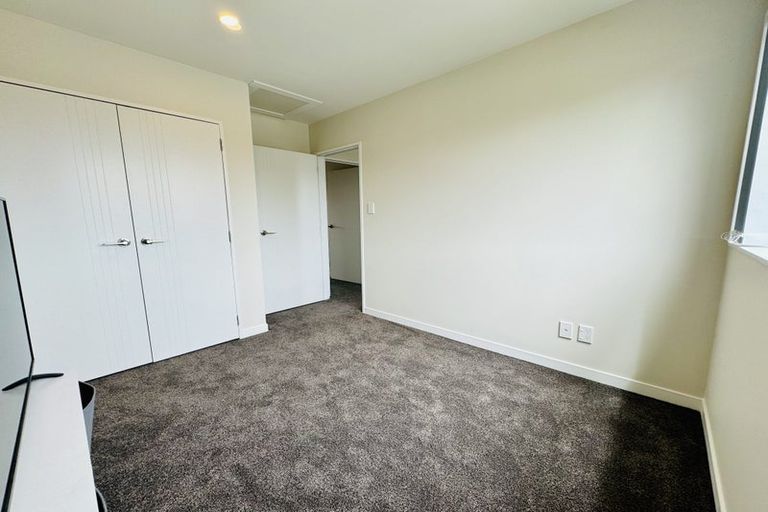 Photo of property in 309 Don Buck Road, Massey, Auckland, 0614