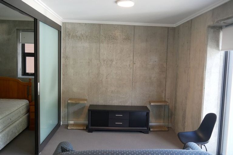 Photo of property in Frame Apartments, 702/111u Molesworth Street, Thorndon, Wellington, 6011