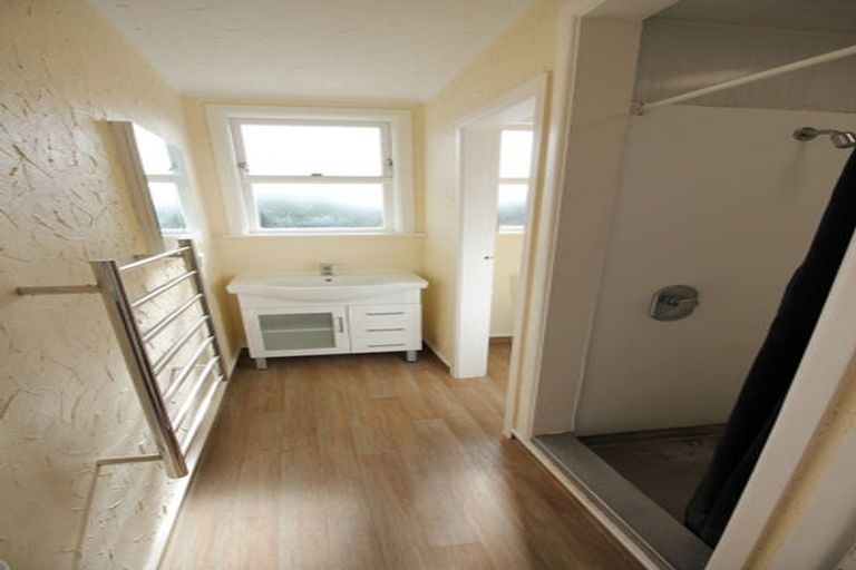 Photo of property in 327 Adelaide Road, Newtown, Wellington, 6021