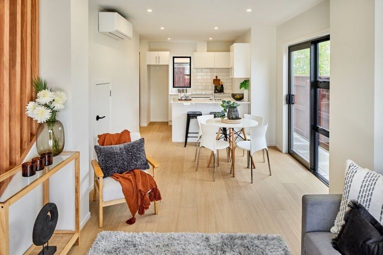 Photo of property in 2/892 High Street, Avalon, Lower Hutt, 5011