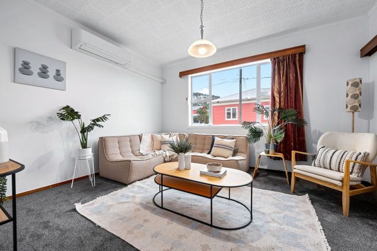 Photo of property in 96 Owen Street, Newtown, Wellington, 6021