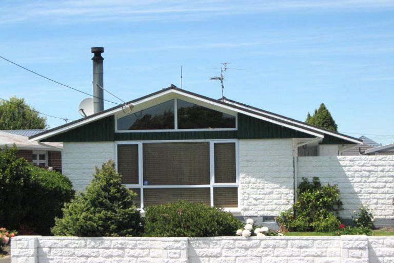 Photo of property in 17 Riwai Street, Templeton, Christchurch, 8042