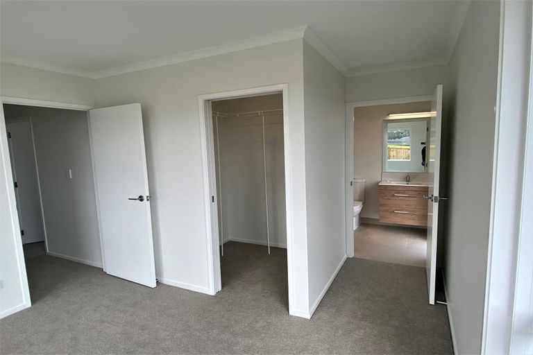 Photo of property in 57 Mclarin Road, Glenbrook, 2681