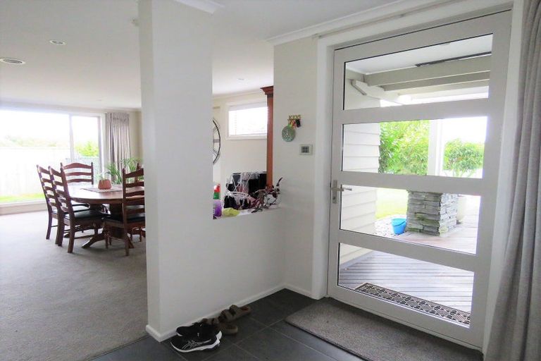 Photo of property in 96 Brougham Street, Westport, 7825