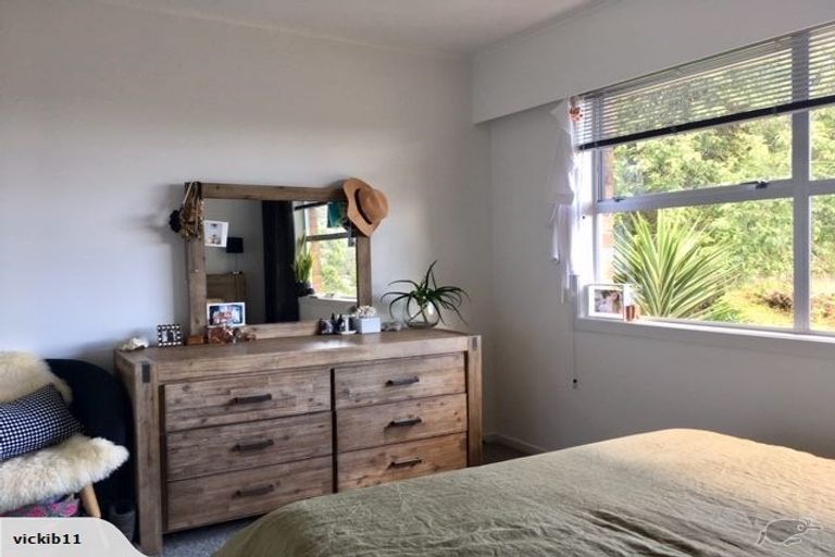 Photo of property in 2/108 Canongate Street, Birkdale, Auckland, 0626