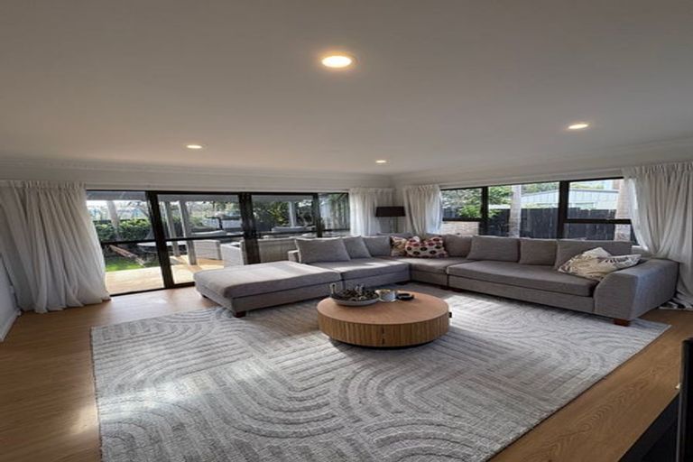 Photo of property in 2/39 Stanley Avenue, Milford, Auckland, 0620