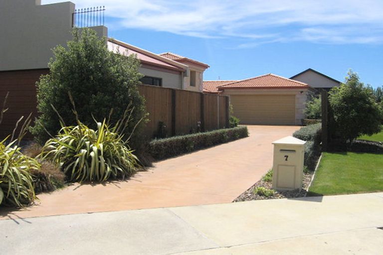 Photo of property in 7 Mica Place, Northwood, Christchurch, 8051