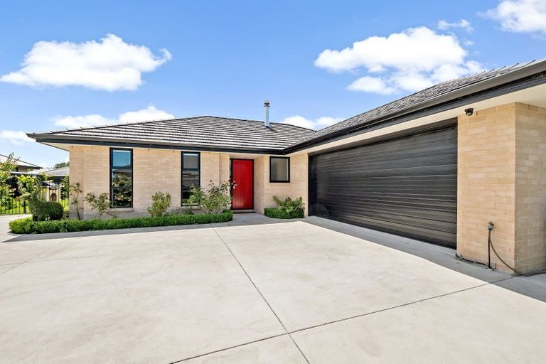 Photo of property in 27 Newman Road, Rolleston, 7614