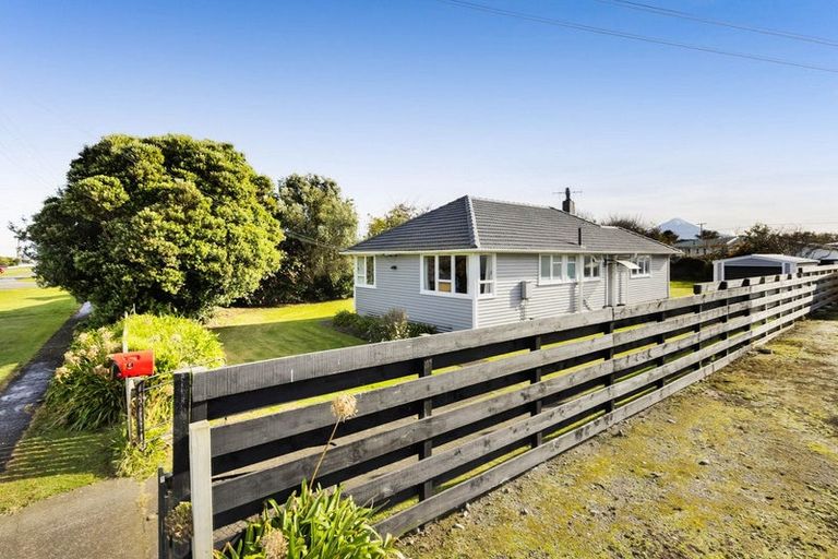 Photo of property in 23 Kauae Street, Manaia, 4612