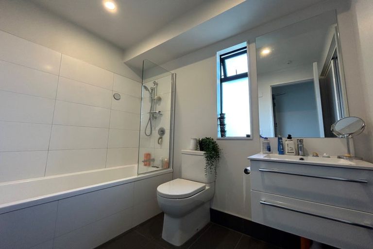 Photo of property in 2/62 Elizabeth Street, Riccarton, Christchurch, 8041