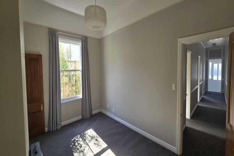 Photo of property in 13 Riddlers Crescent, Petone, Lower Hutt, 5012