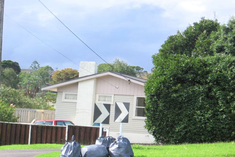 Photo of property in 24a Evans Road, Glen Eden, Auckland, 0602