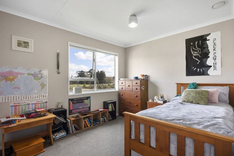 Photo of property in 20 Monteith Street, Halcombe, 4779