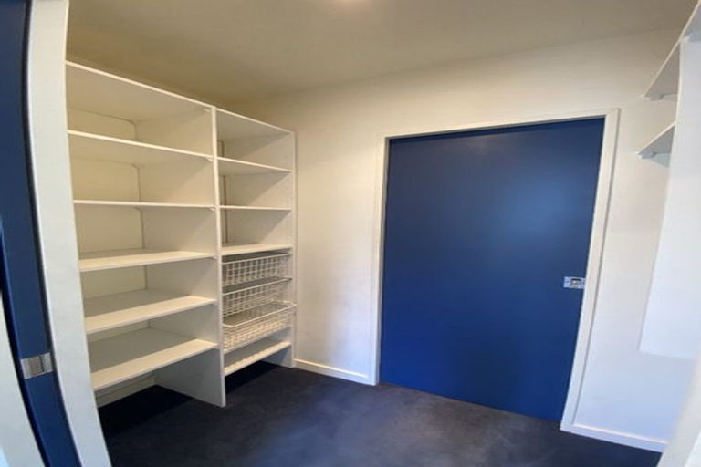 Photo of property in Terrace Heights Apartments, 9b/163 The Terrace, Wellington Central, Wellington, 6011