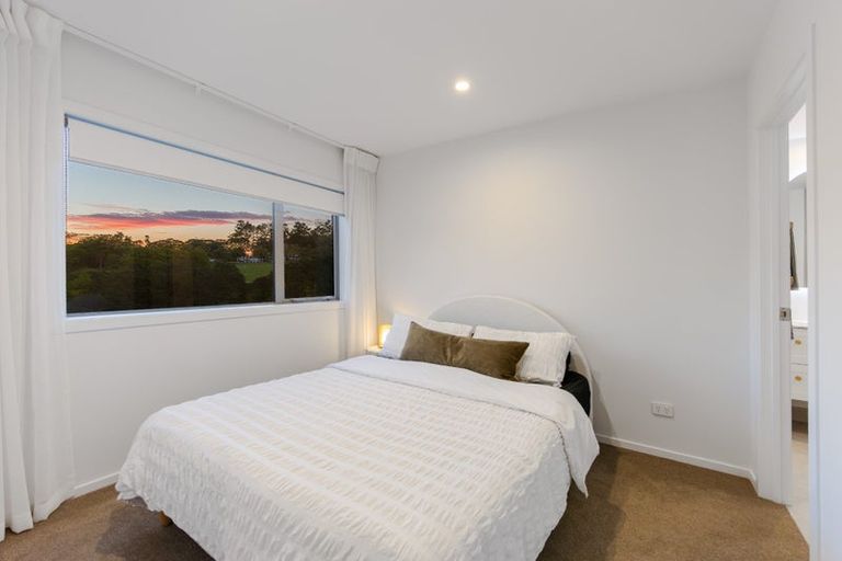 Photo of property in 69 Glenvar Ridge Road, Long Bay, Auckland, 0630