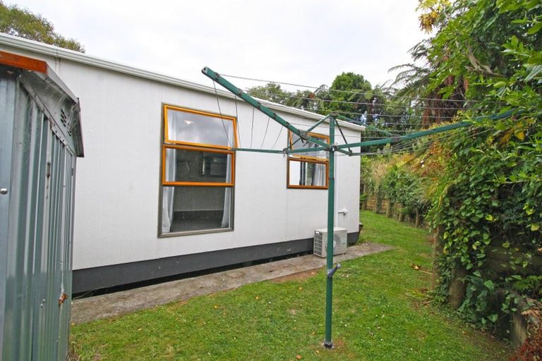 Photo of property in 4 Kenmore Street, Westown, New Plymouth, 4310