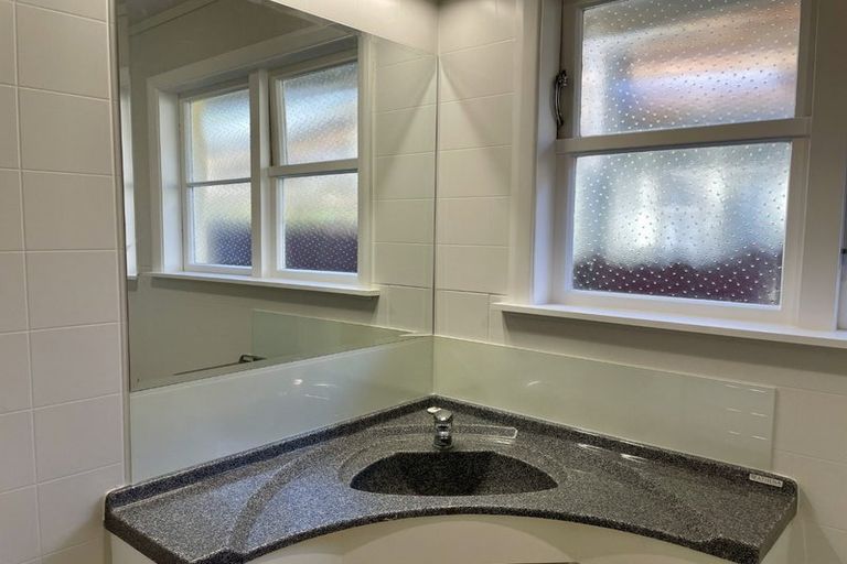 Photo of property in 4 Rimu Street, Wallaceville, Upper Hutt, 5018